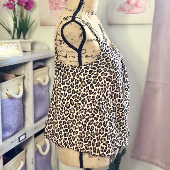 Supply and Demand leopard print tie blouse - Picture 2 of 7